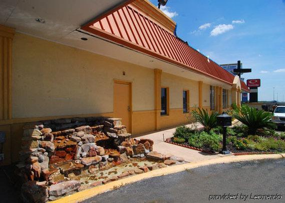 Hotel Elev8 Conroe Exterior foto