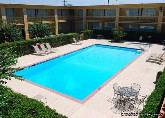 Hotel Elev8 Conroe Exterior foto
